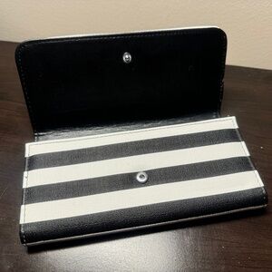 KUT from the Kloth black and white wallet